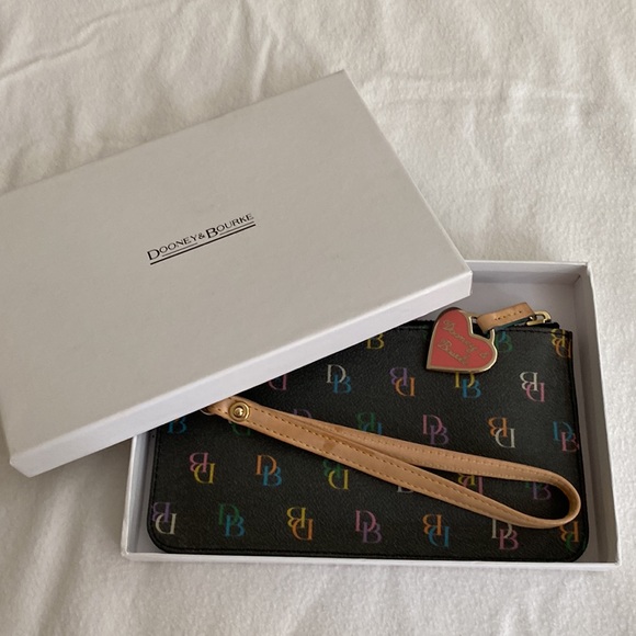 Vintage Monogrammed Dooney & Bourke Wristlet - Picture 6 of 8